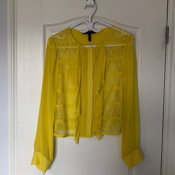 BCBG Yellow Blouse in Medium - Picture 1 of 4